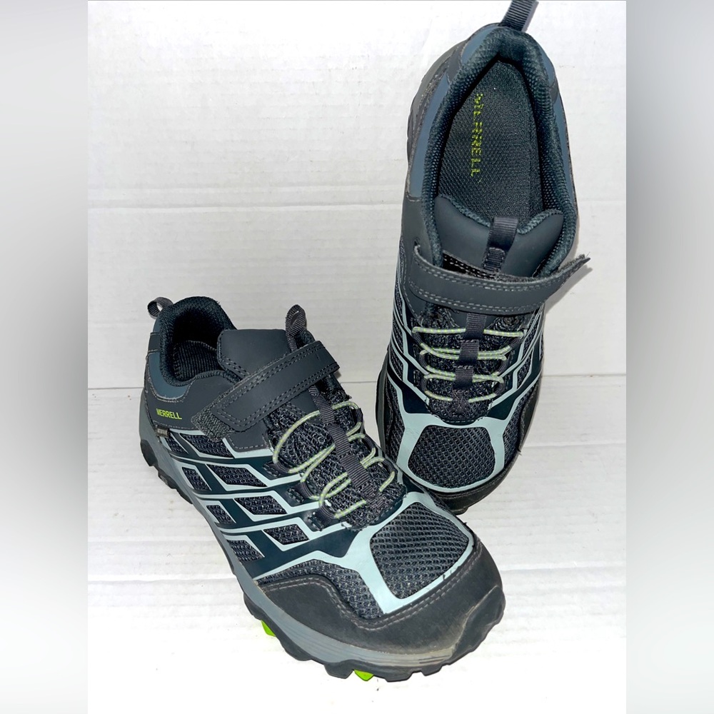 Merrell Hiking shoes womens 6.5 select grip Waterproof Grey MK264178
